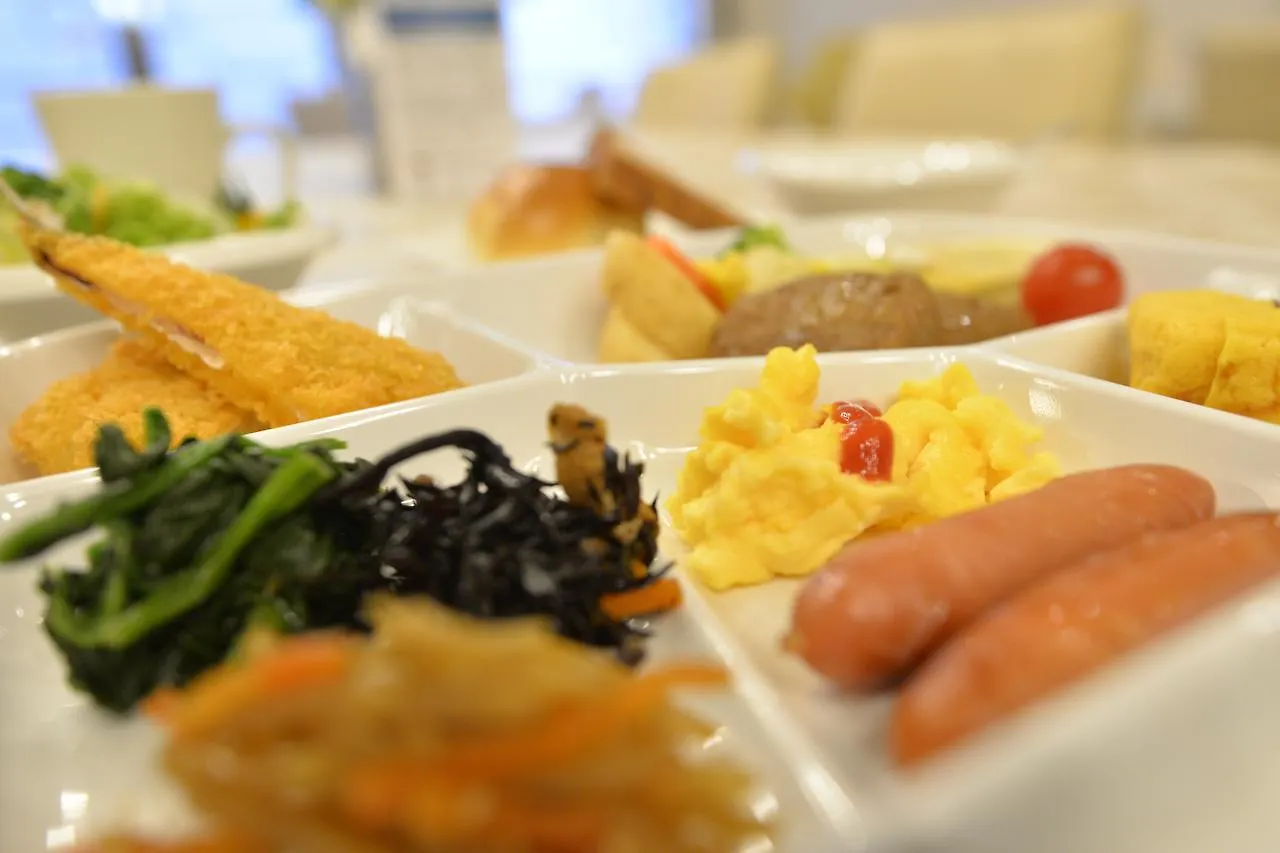 Apa Hotel Isehara-Ekimae